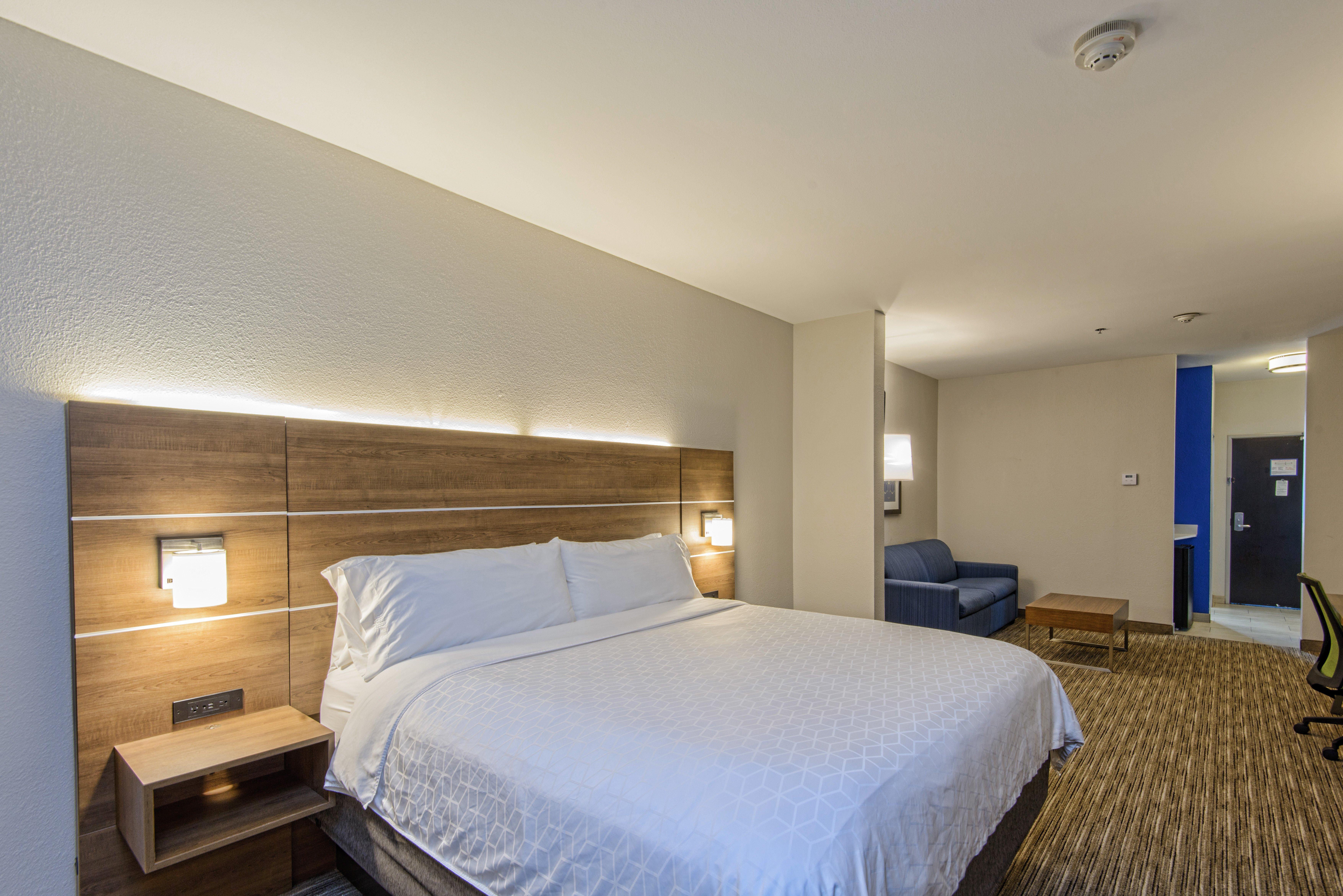 Holiday Inn Express & Suites Corpus Christi By Ihg Exterior photo